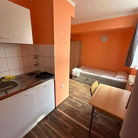 Low Budget Central Station Aparthostel Münih Dış mekan fotoğraf