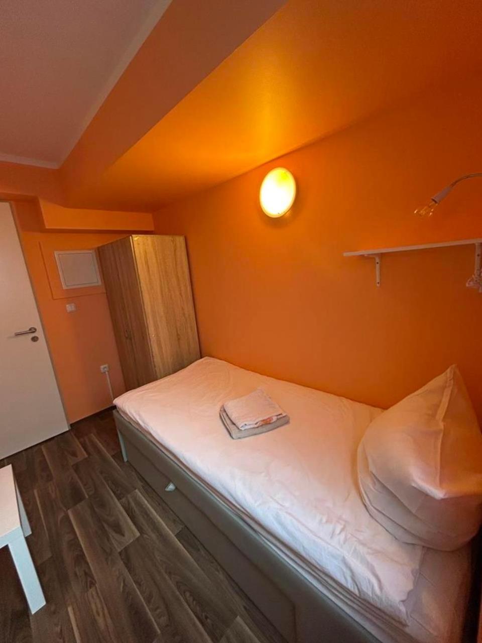 Low Budget Central Station Aparthostel Münih Dış mekan fotoğraf